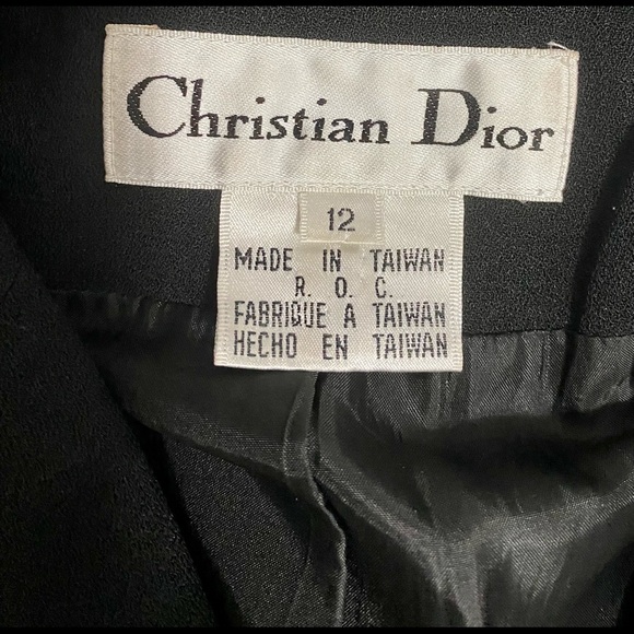 VINTAGE DIOR • GOLD BUTTONS • CLASSIC BLACK BLAZER - Picture 4 of 4